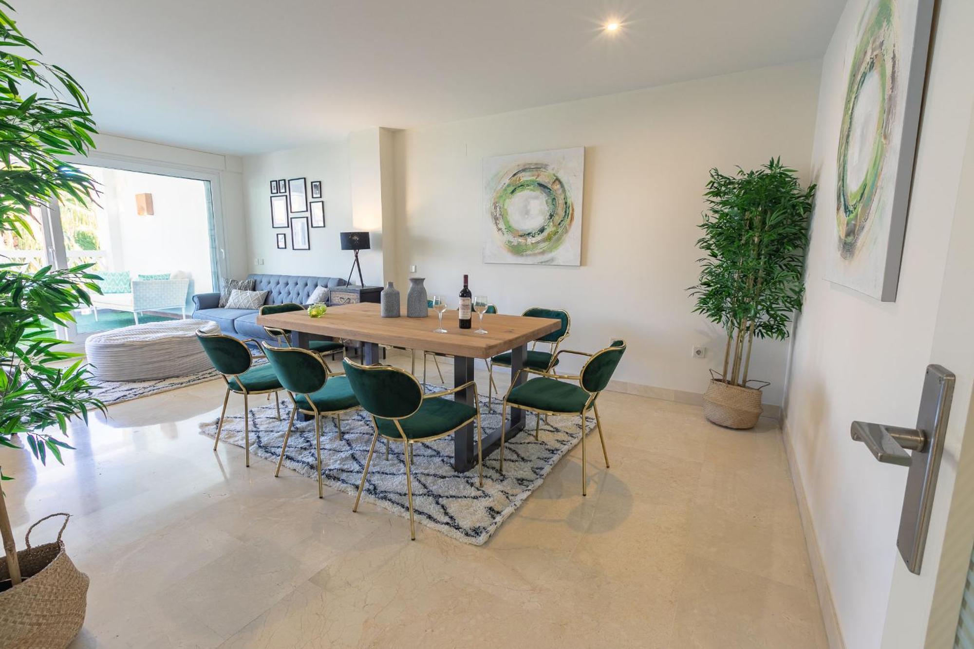 Apartment Vacation Marbella: Beachfront Duplex Penthouse With Sea View & Jacuzzi *